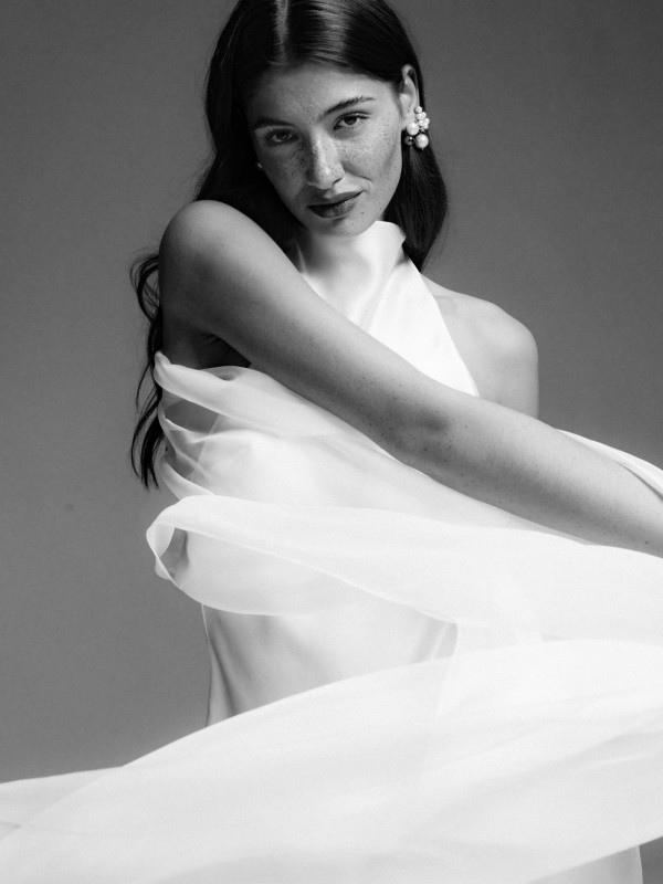 Neckholder Brautkleider &ndash; Stilvoll, klar, selbstbewusst