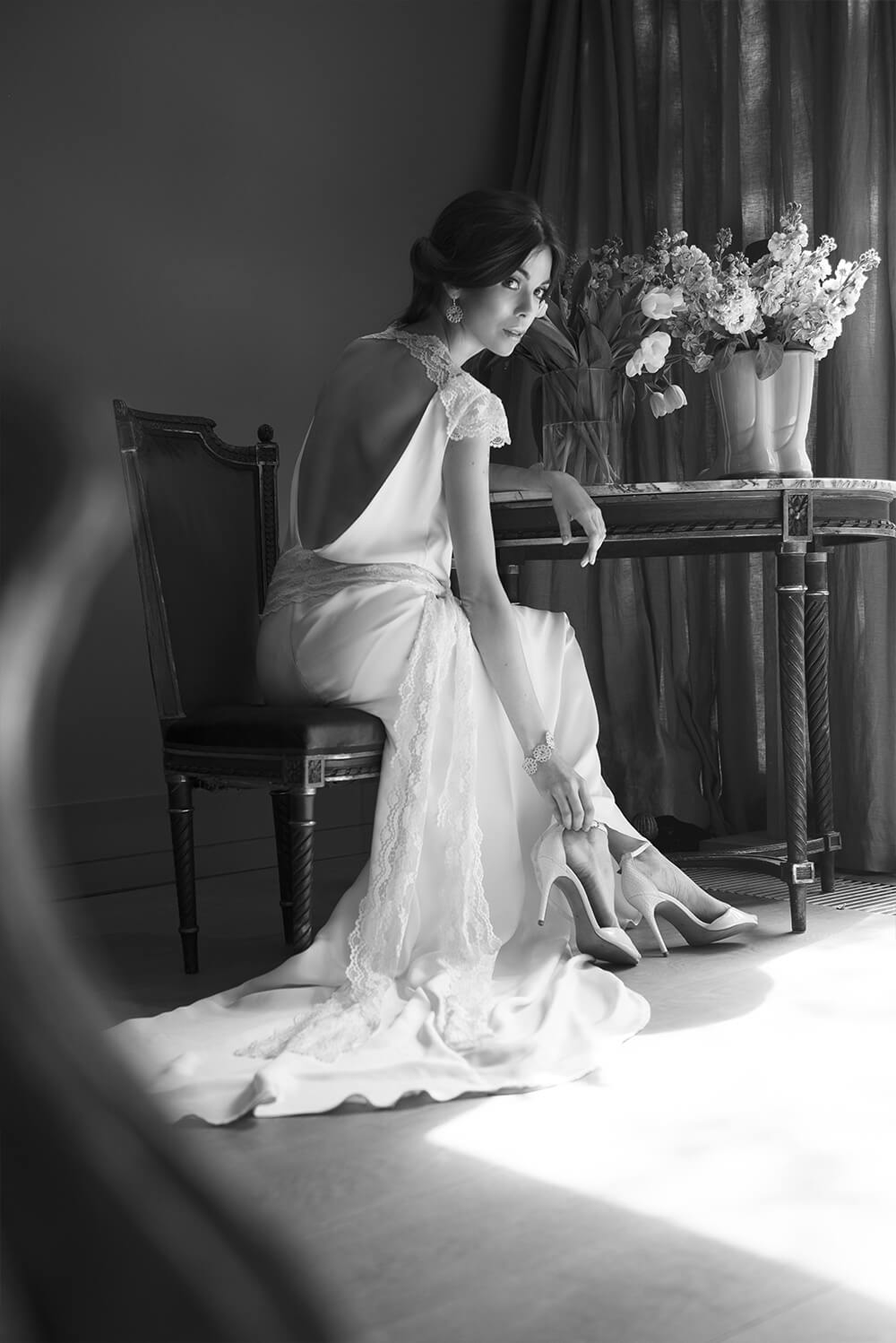 Hochzeitskleid mit einem tiefen rueckenauschnitt in boho still